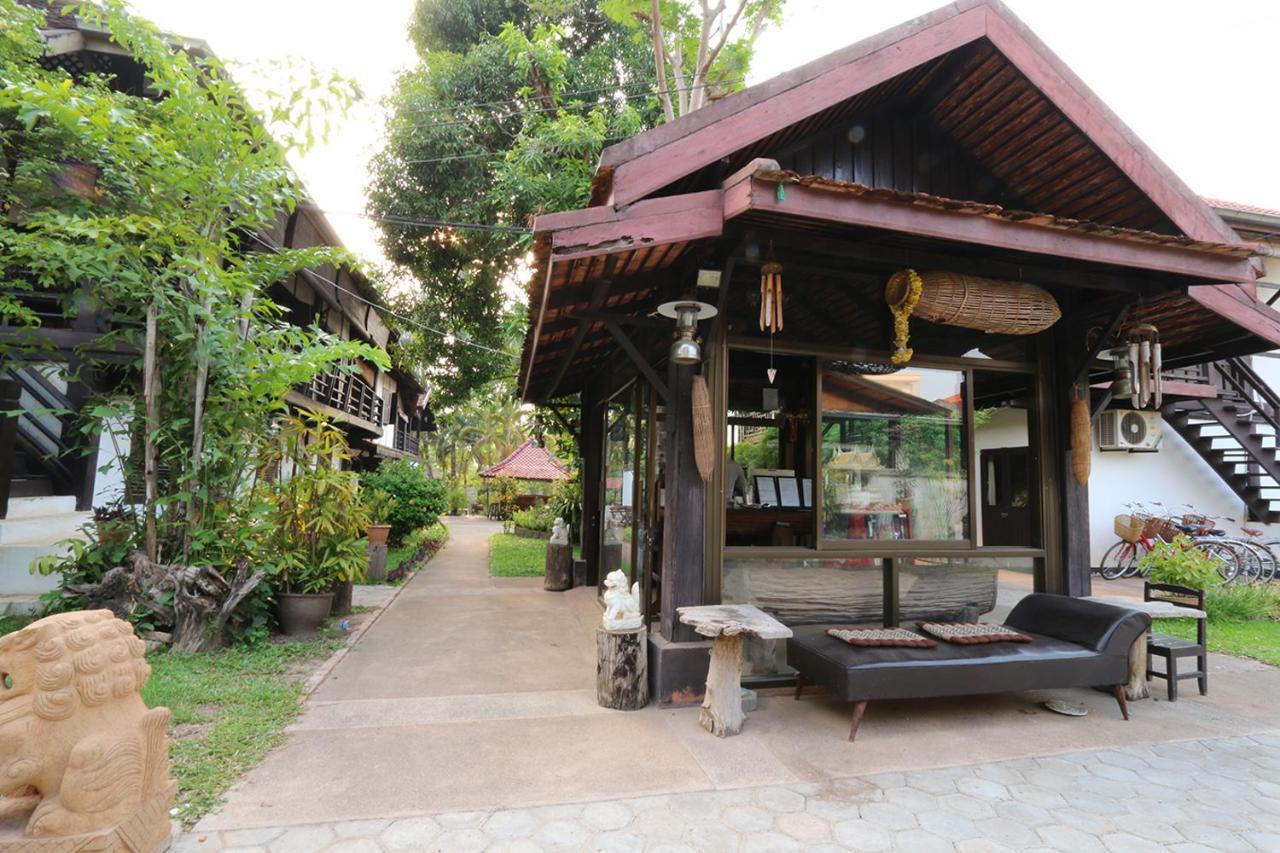 Villa Lao Vientiane Extérieur photo
